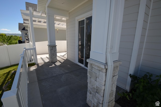 10717 S Haven Vista Dr, South Jordan, UT 84095 - view of patio / terrace with fence