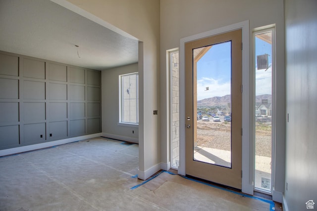 608 E 1310 S, Payson, UT 84651 - foyer entrance with baseboards and a mountain view