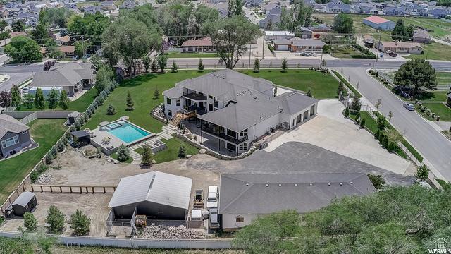 aerial view with a residential view