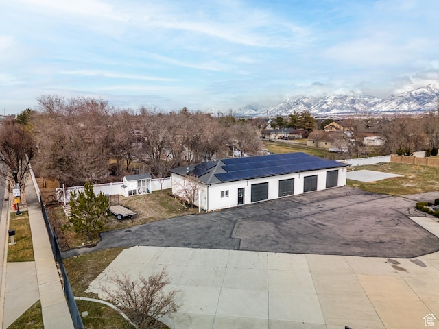 bird's eye view featuring a mountain view