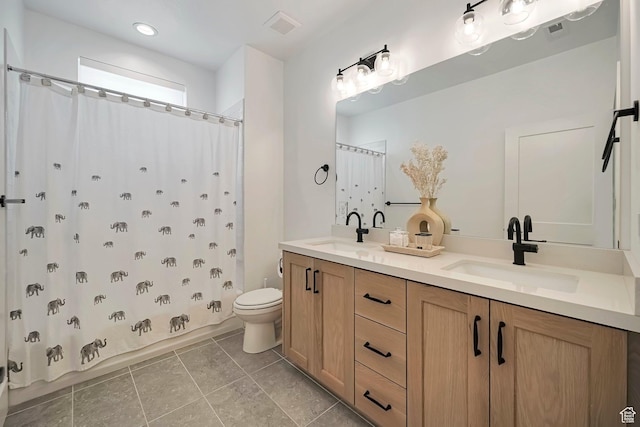 563 W Founders Blvd Unit 90, Saratoga Springs, UT 84045 - full bath with toilet, double vanity, shower / bath combo, and tile patterned floors