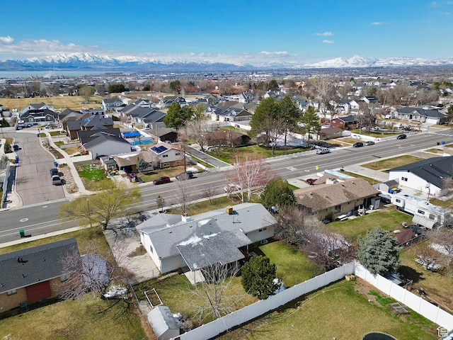 birds eye view of property featuring a residential view and a mountain view