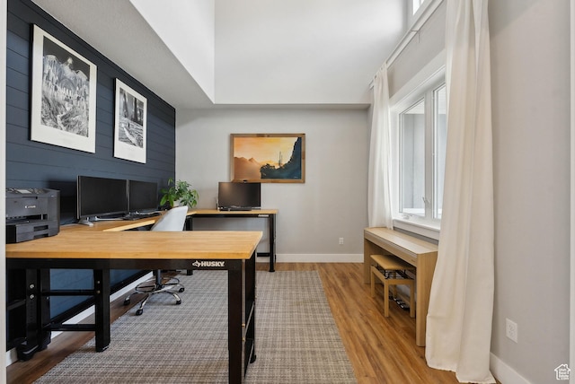 9227 N Horizon Dr, Eagle Mountain, UT 84005 - office space featuring baseboards and wood finished floors