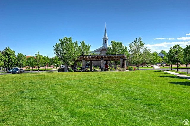 4532 W Cave Run Ln S, South Jordan, UT 84009 - view of community featuring a lawn