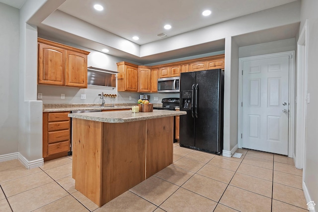4532 W Cave Run Ln S, South Jordan, UT 84009 - kitchen featuring black appliances, light tile patterned floors, a kitchen island, baseboards, and recessed lighting