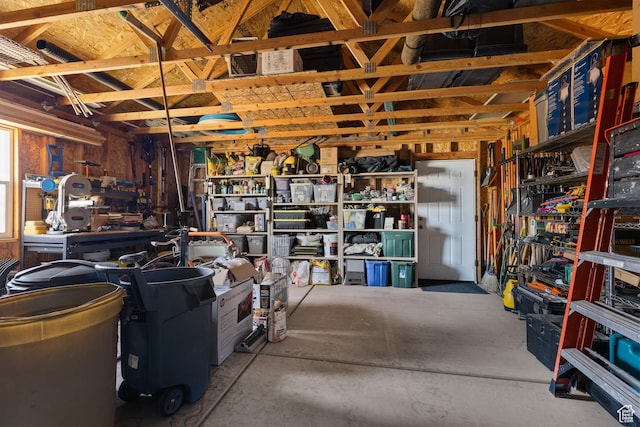 846 S 800 E, New Harmony, UT 84757 - garage featuring a workshop area