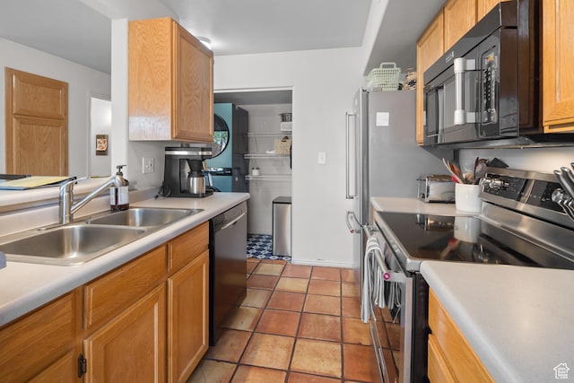 3354 E Fairway Loop, Moab, UT 84532 - kitchen featuring a sink, light countertops, dishwasher, and stainless steel electric range oven