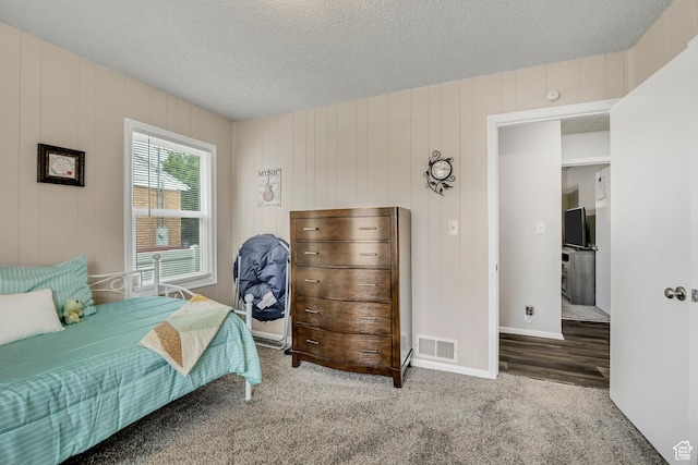 357 S 600 E, Clearfield, UT 84015 - bedroom featuring a textured ceiling and carpet floors