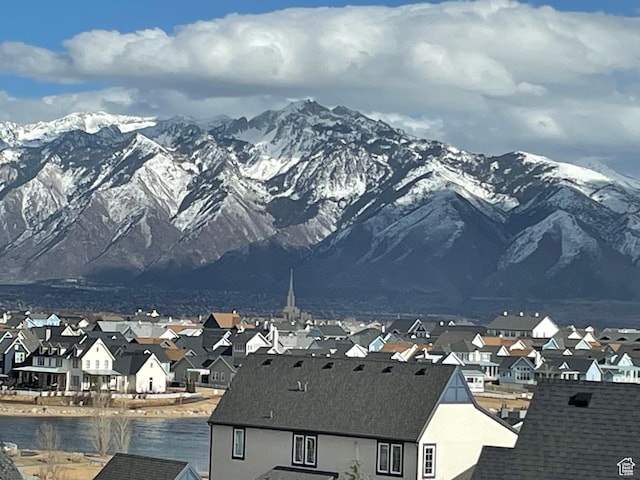 10887 S Lamond Dr, South Jordan, UT 84009 - property view of mountains featuring a residential view