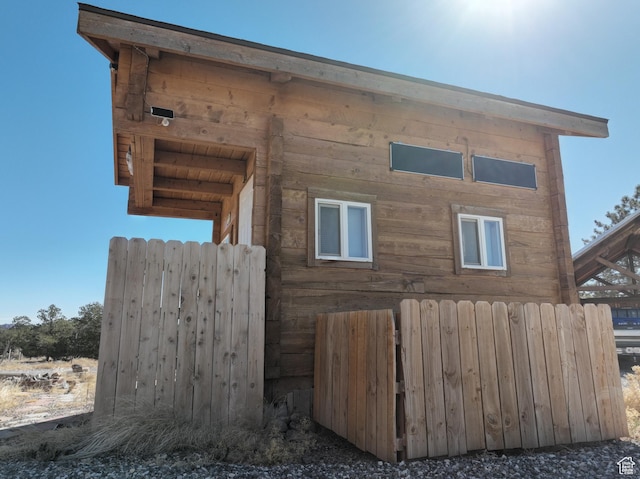 365 W Sleeping Rainbow Dr, Torrey, UT 84775 - view of property exterior