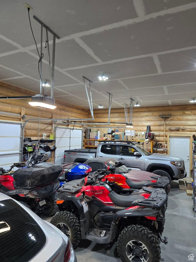 365 W Sleeping Rainbow Dr, Torrey, UT 84775 - view of garage