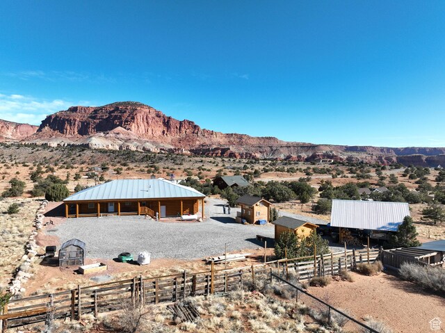 365 W Sleeping Rainbow Dr, Torrey, UT 84775 - mountain view