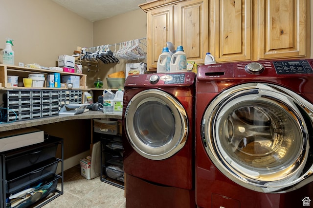 1035 E 300 S, Santaquin, UT 84655 - clothes washing area featuring washer and dryer and tile patterned flooring