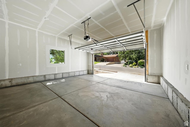 552 E 41st St, South Ogden, UT 84403 - garage featuring a garage door opener