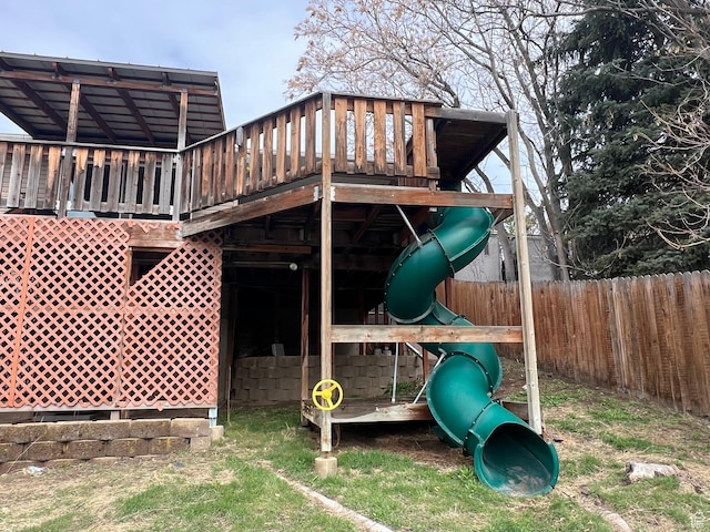 916 E Sunburn Ln, Sandy, UT 84094 - view of play area featuring fence