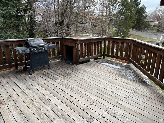 916 E Sunburn Ln, Sandy, UT 84094 - deck featuring a grill