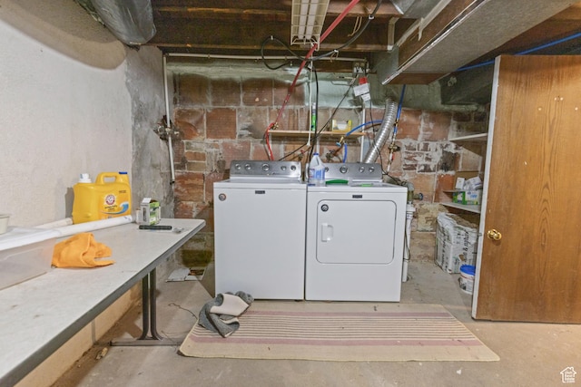 661 E 2735 S, Ogden, UT 84403 - washroom with washer and dryer