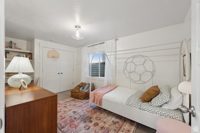 2101 W 980 S, Orem, UT 84059 - carpeted bedroom with a closet and visible vents