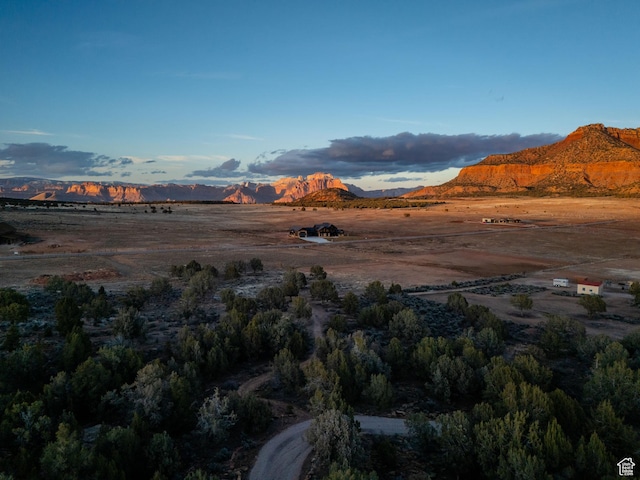 1617 N Mount Zion Dr, Apple Valley, UT 84737 - property view of mountains featuring a rural view