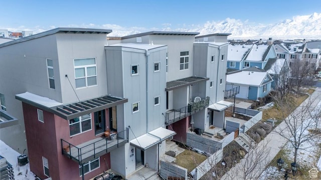 4712 W S Jordan Pkwy S, South Jordan, UT 84009 - exterior space with a residential view