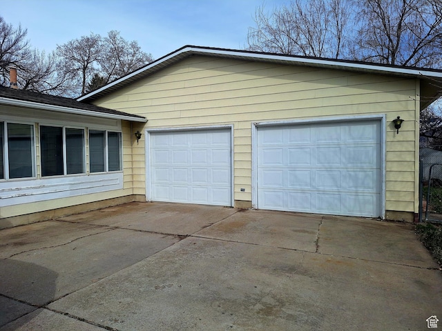 2801 W 1900 N, Plain City, UT 84404 - garage with driveway