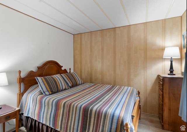 1372 S Cottonwood Ln, Hatch, UT 84735 - bedroom featuring wood finished floors