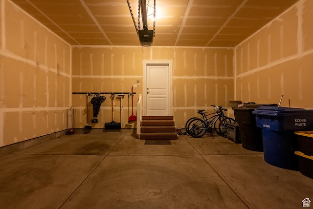 160 S 2775 W, West Point, UT 84015 - garage with a garage door opener