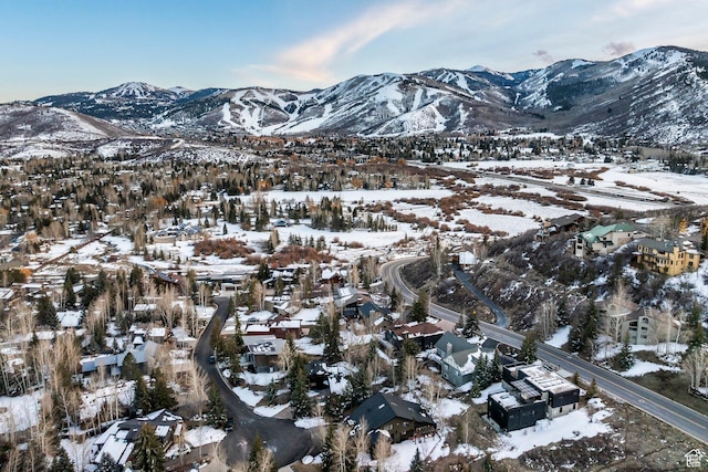 property view of mountains with a residential view