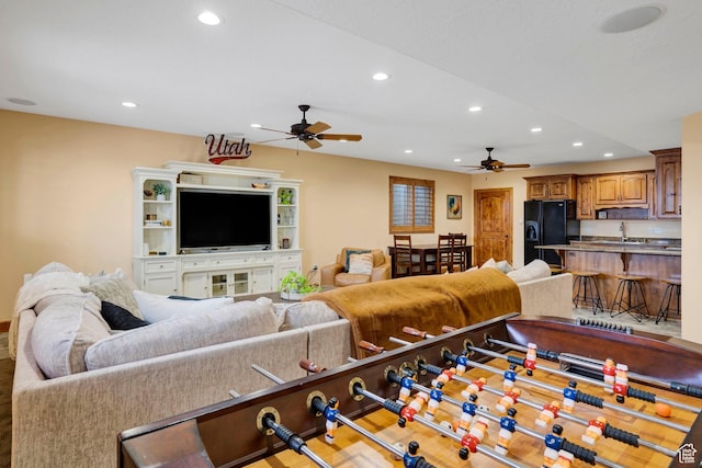 1603 E Millbrook Way, Bountiful, UT 84010 - living area featuring ceiling fan and recessed lighting