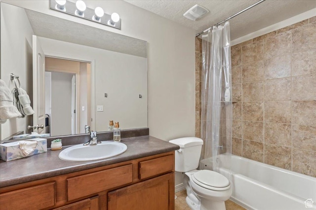 576 E 1540 S, Lehi, UT 84043 - bathroom with toilet, vanity, a textured ceiling, shower / tub combo, and visible vents