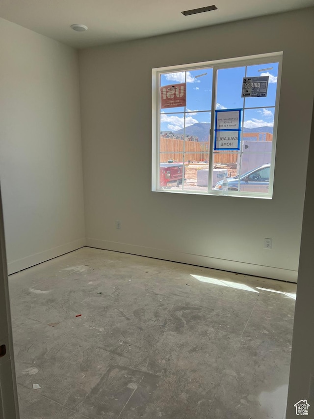 330 W Rosie Loop Unit 45E, Cedar City, UT 84720 - empty room with baseboards