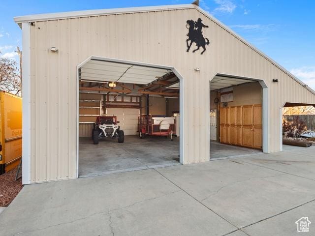 view of detached garage