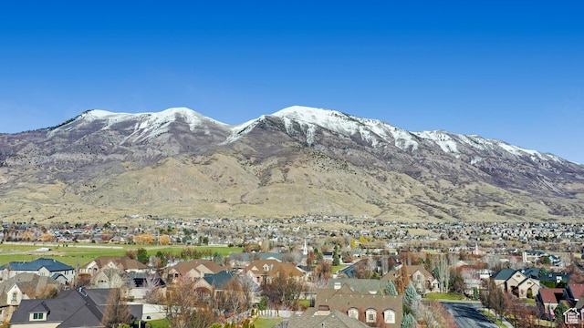 view of mountain feature featuring a residential view