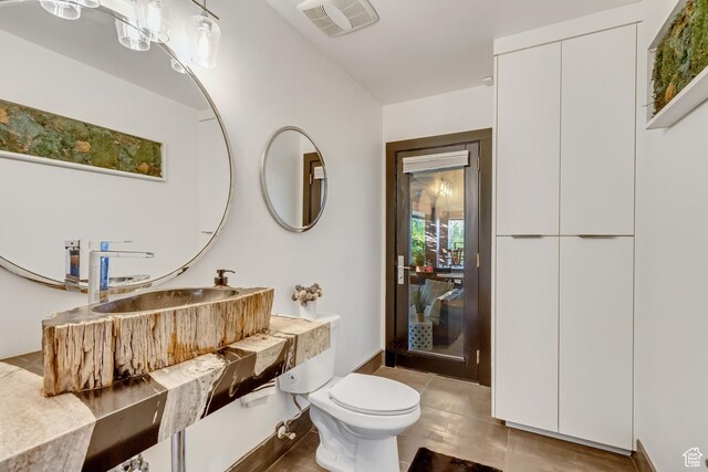 1448 E 155 S, Lindon, UT 84042 - bathroom with visible vents, toilet, and vanity