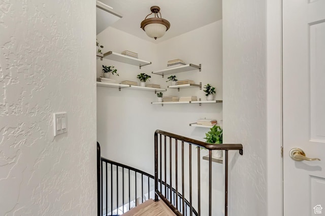 1448 E 155 S, Lindon, UT 84042 - stairs with a textured wall