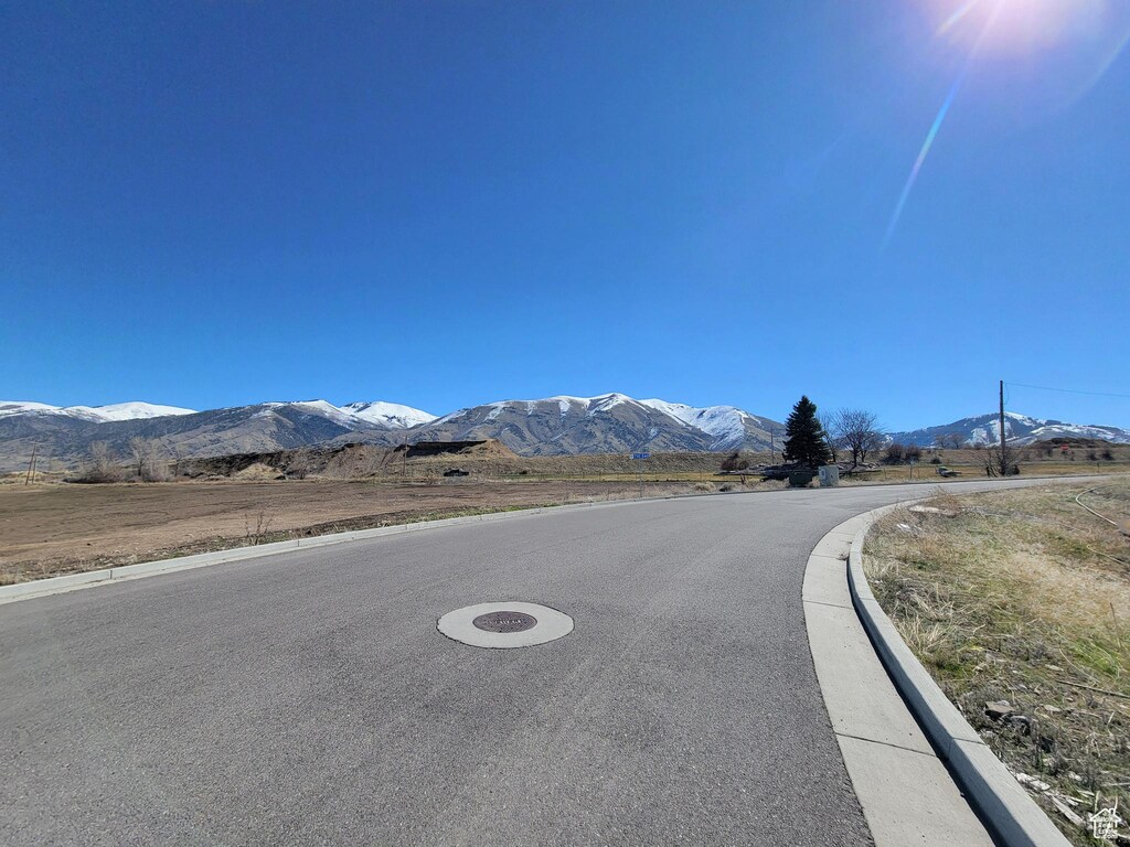 732 E 730 N, Hyrum, UT 84319