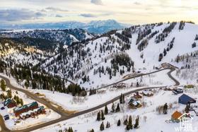 6825 E Aspen Dr Unit 52, Eden, UT 84310