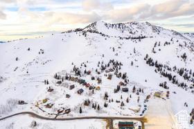 6825 E Aspen Dr Unit 52, Eden, UT 84310