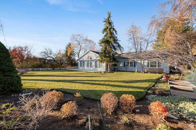 2532 E Maywood Dr, Salt Lake City, UT 84109 - exterior space featuring fence and a lawn