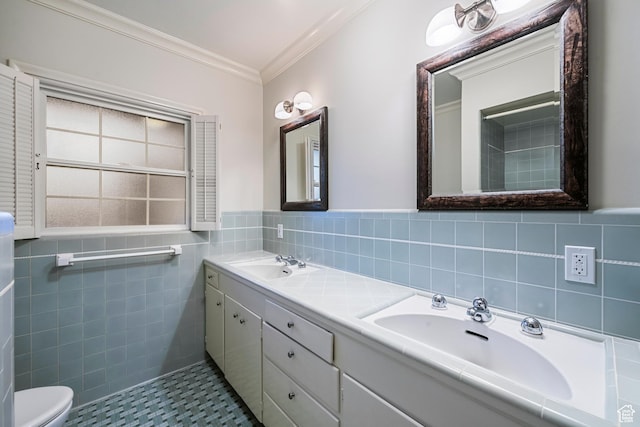 2532 E Maywood Dr, Salt Lake City, UT 84109 - full bath featuring tile walls, toilet, ornamental molding, and a sink