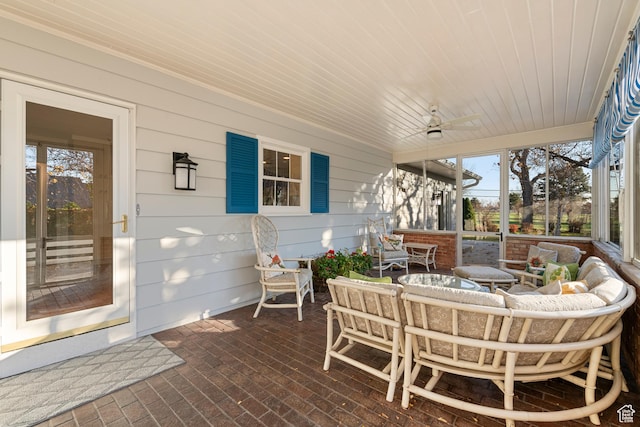 2532 E Maywood Dr, Salt Lake City, UT 84109 - deck featuring outdoor dining space