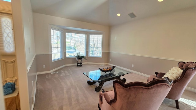 362 S Glen Cir, Fruit Heights, UT 84037 - living area featuring carpet floors, baseboards, vaulted ceiling, and visible vents
