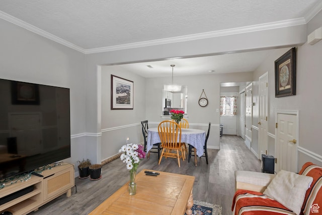 962 N Independence W, Provo, UT 84604 - dining area featuring a textured ceiling, baseboards, and wood finished floors