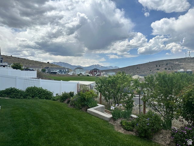 2685 E White Birch Dr, Eagle Mountain, UT 84005 - view of yard featuring a mountain view