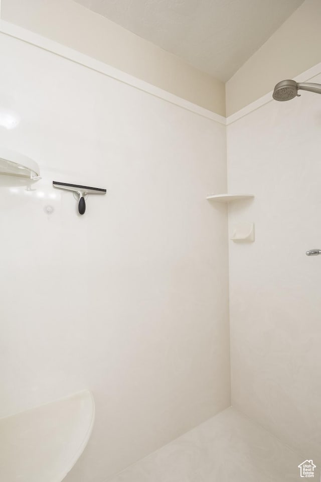 414 S 3130 W, Vernal, UT 84078 - view of bathroom
