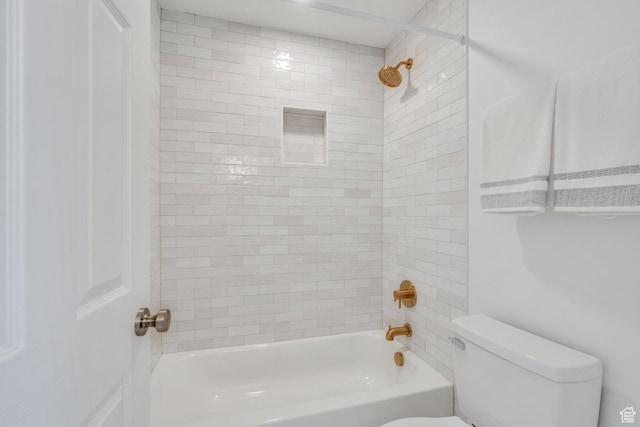 881 S 635 W, Orem, UT 84058 - full bathroom featuring toilet and shower / tub combination