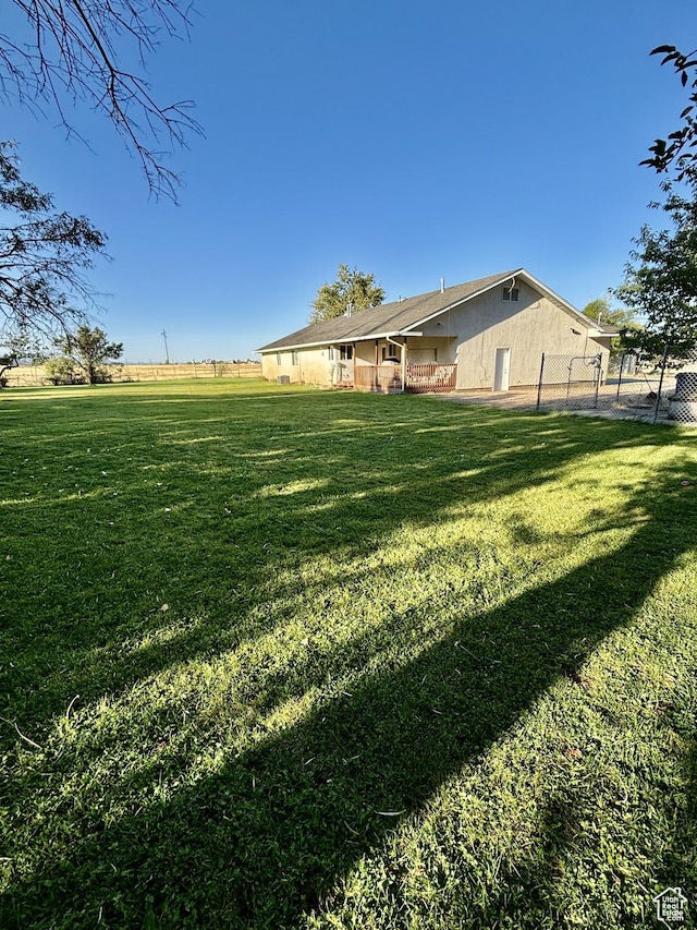 430 E Canyon Rd, Fillmore, UT 84631 - view of yard with fence