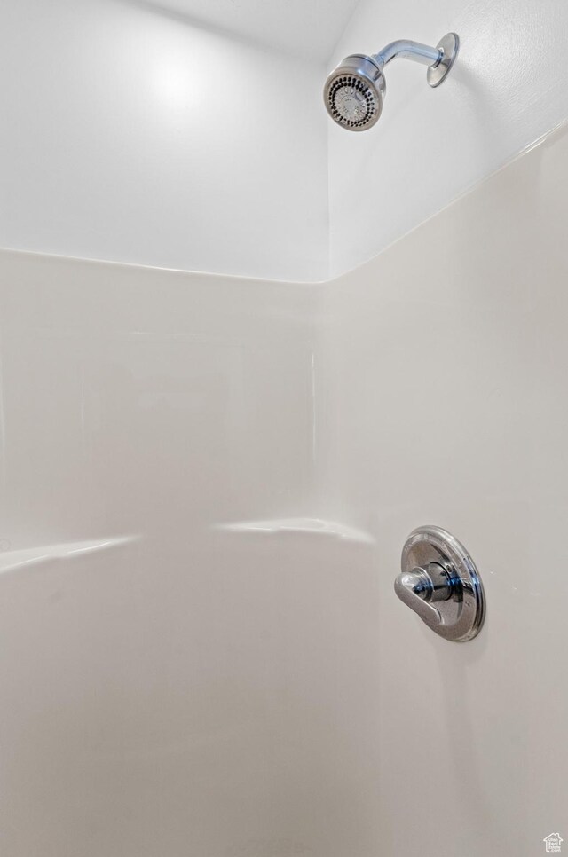18509 Jefferson Ave, Eagle Mountain, UT 84013 - bathroom view of a shower