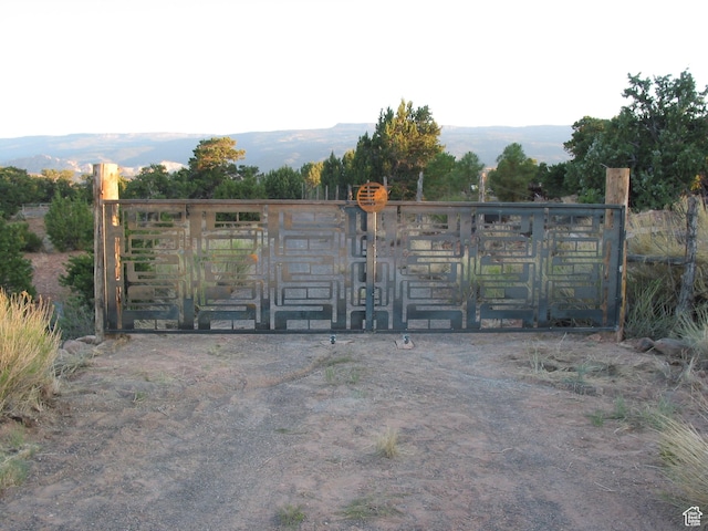 405 W 1000 N, Torrey, UT 84775 - view of gate