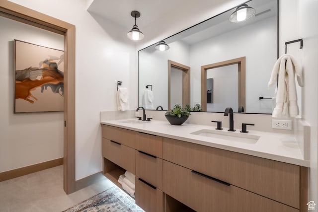 1271 Lowell Ave Unit D201, Park City, UT 84060 - full bath with double vanity and baseboards